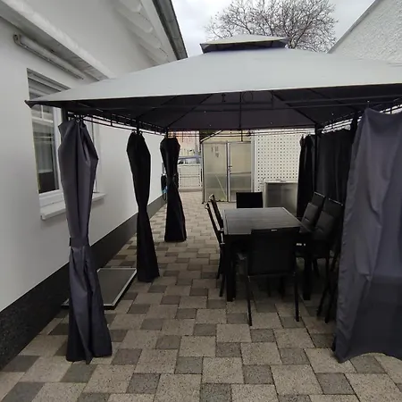 Krause Apartment *