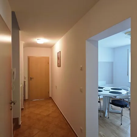 Krause Apartment
